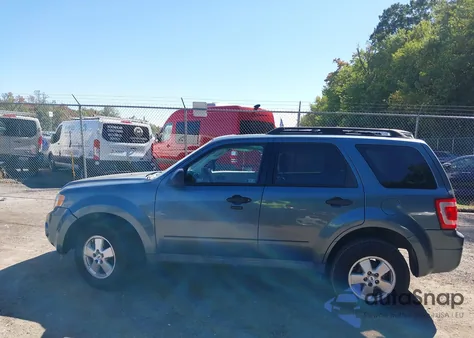 2012 Ford Escape Xlt из США, поврежденный, VIN 1FMCU0D70CKA38146